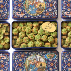 Sohan confection (with pistachio)