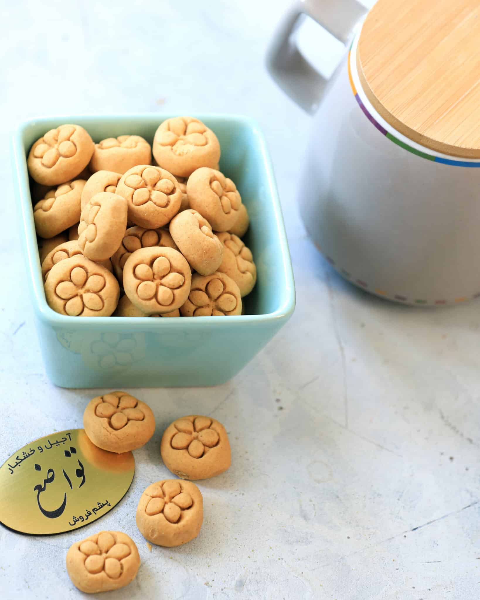 Nokhodchi-Gol Konfekt