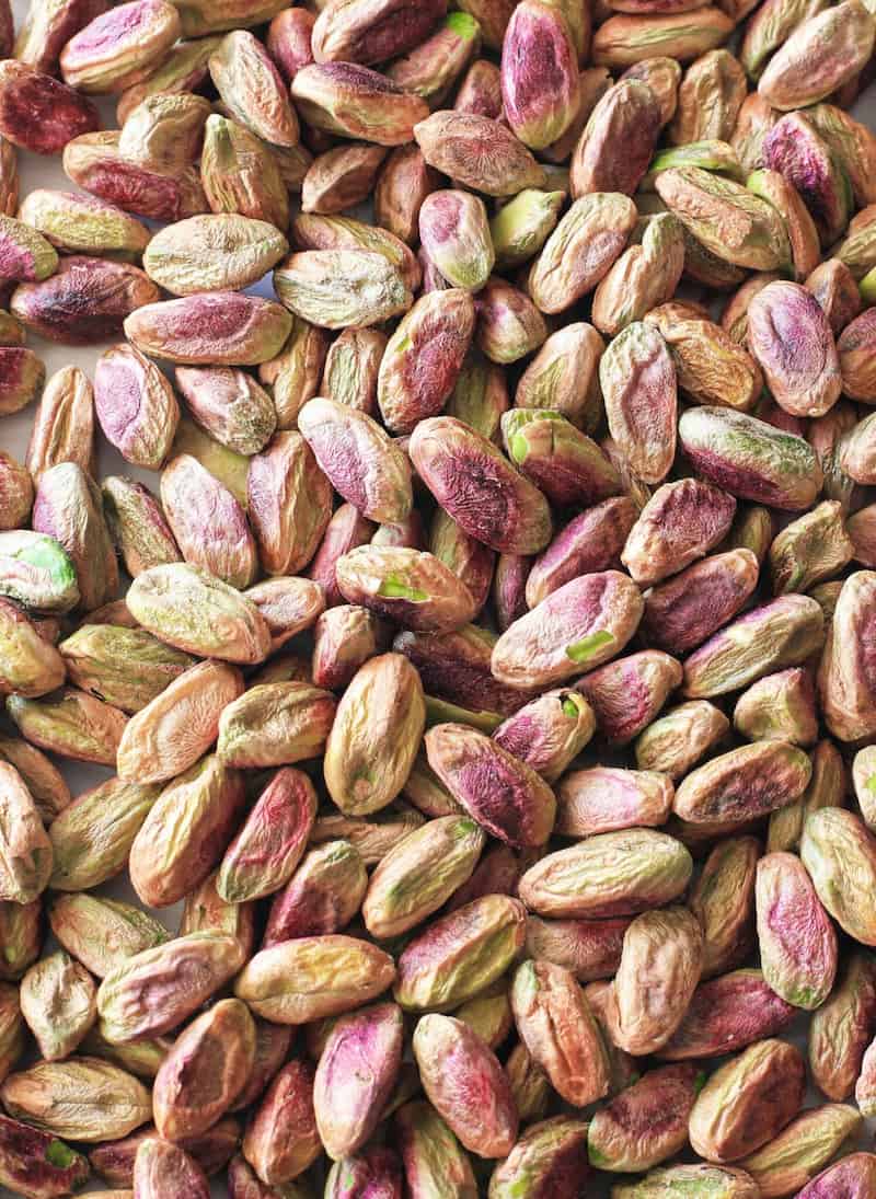 مغز پسته تواضع