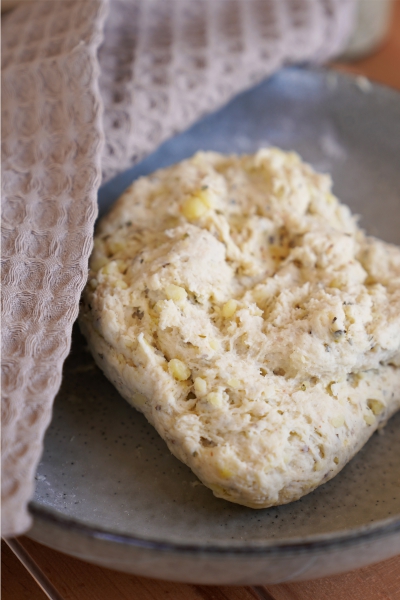 پخت نان سیب زمینی