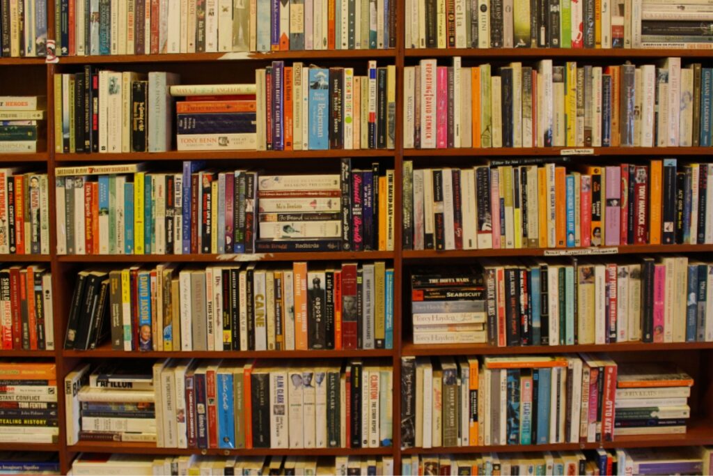 محتوای فرهنگی و زبانی